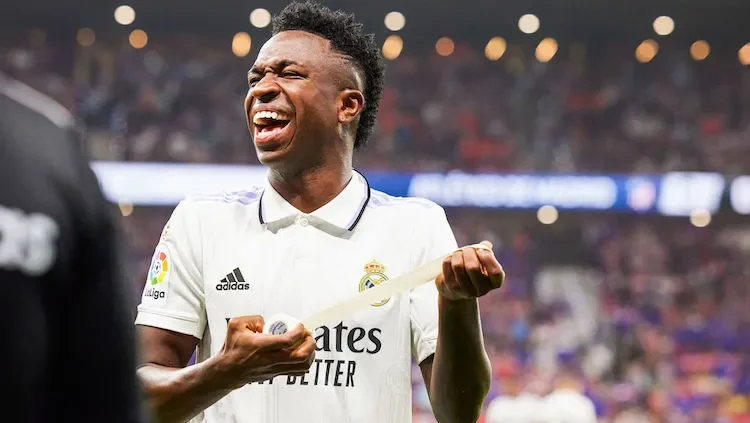 ريال مدريد يعمل على تأمين مستقبل فينيسيوس جونيور بعقد ممتد