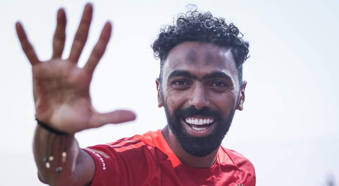 نادي قطري يسعى للتعاقد مع “حسين الشحات” من الأهلي