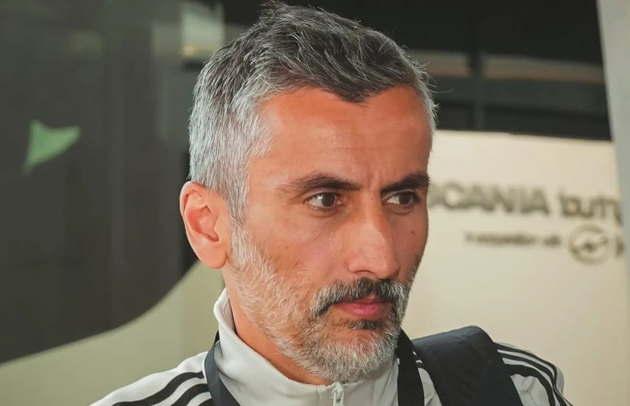 هل سيتولى ريفيرو مهمة تدريب الأهلي أمام فاركو؟ شوبير يوضح التفاصيل