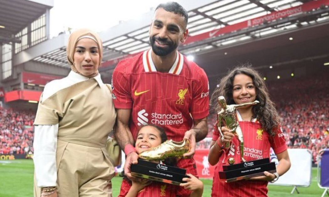 محمد صلاح يحصل على جائزتي الحذاء الذهبي وأفضل صانع ألعاب بالدوري الإنجليزي