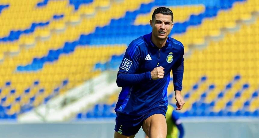 هل سيخطو كريستيانو رونالدو نحو الانتقال إلى الأهلي السعودي؟
