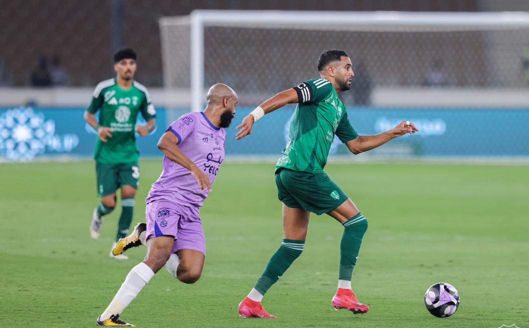 الأهلي السعودي يفوز علي الخلود برباعية في الدوري السعودي