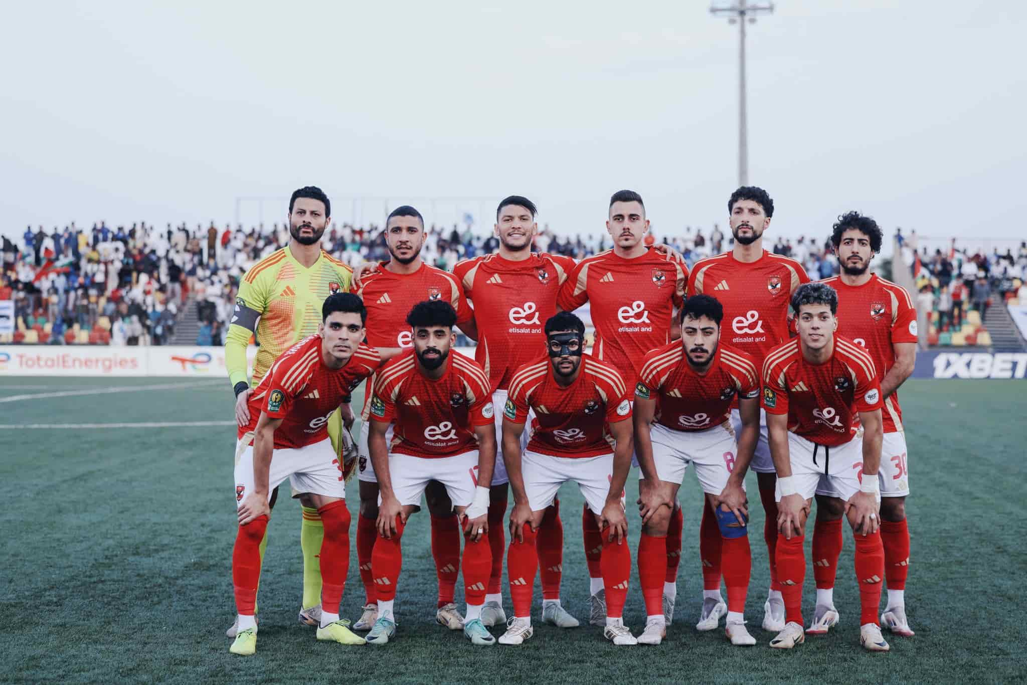 الصراع مع بيراميدز.. فرص تتويج الأهلي بلقب الدوري في مواجهة البنك